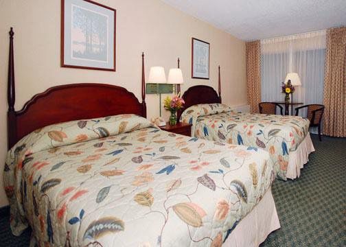 Econo Lodge Inn & Suites أوغوستا الغرفة الصورة