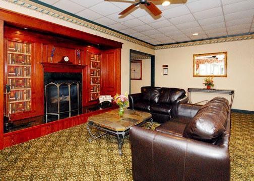 Econo Lodge Inn & Suites أوغوستا المظهر الداخلي الصورة